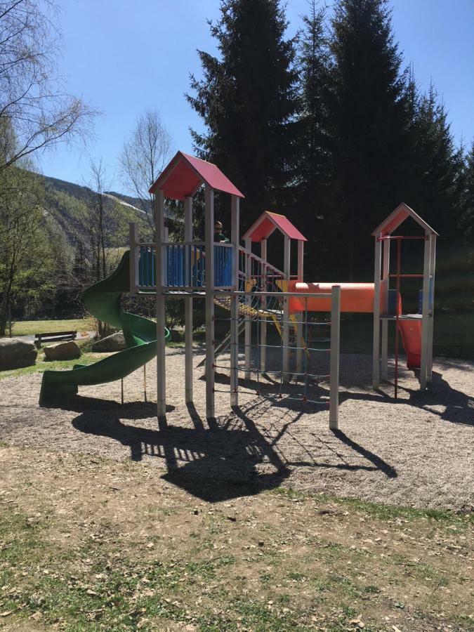 Horska Chata Harrachov Exteriör bild